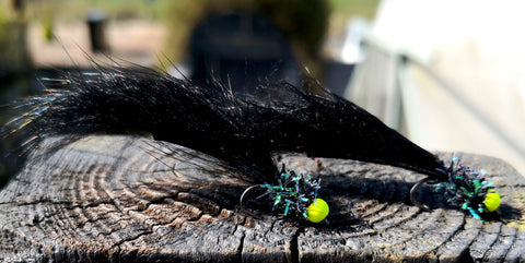 BLACK MINI CACTUS CHENILLE YELLOW BEAD LEACH X2
